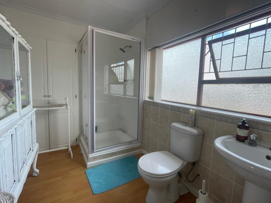 4 Bedroom Property for Sale in Hartenbos Heuwels Western Cape